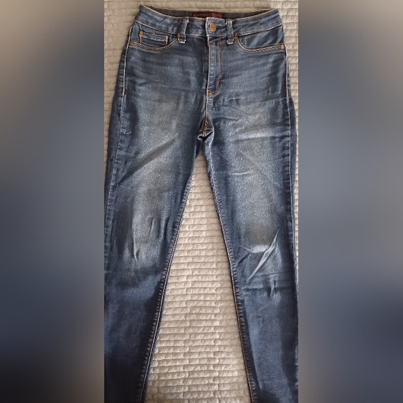 No Boundaries Stretch Dark Denim Jegging (7) - Picture 2 of 3